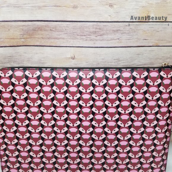 Kate Spade Staci Geo Fox L-Zip Universal Laptop - Picture 6 of 9